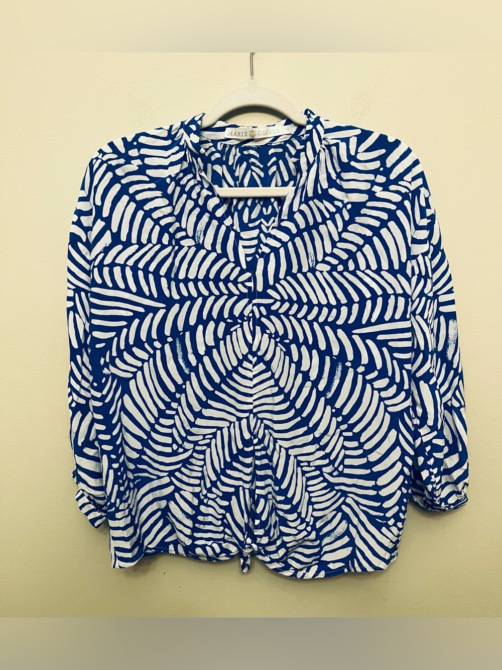 Marie Oliver Botanical Leaf Print Blouse Women's Size XS Blue White Luxury